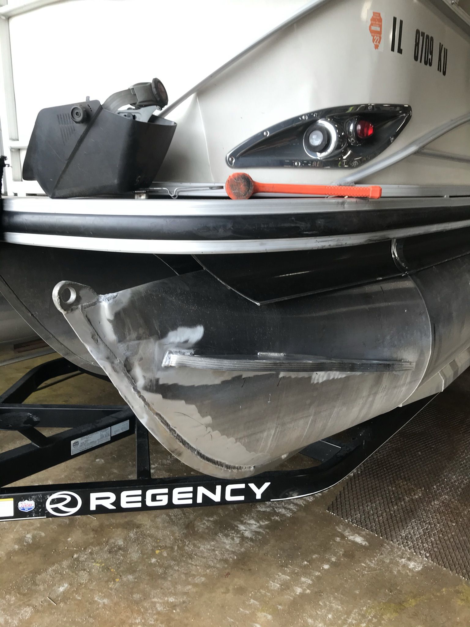 Aluminum Pontoon Repair